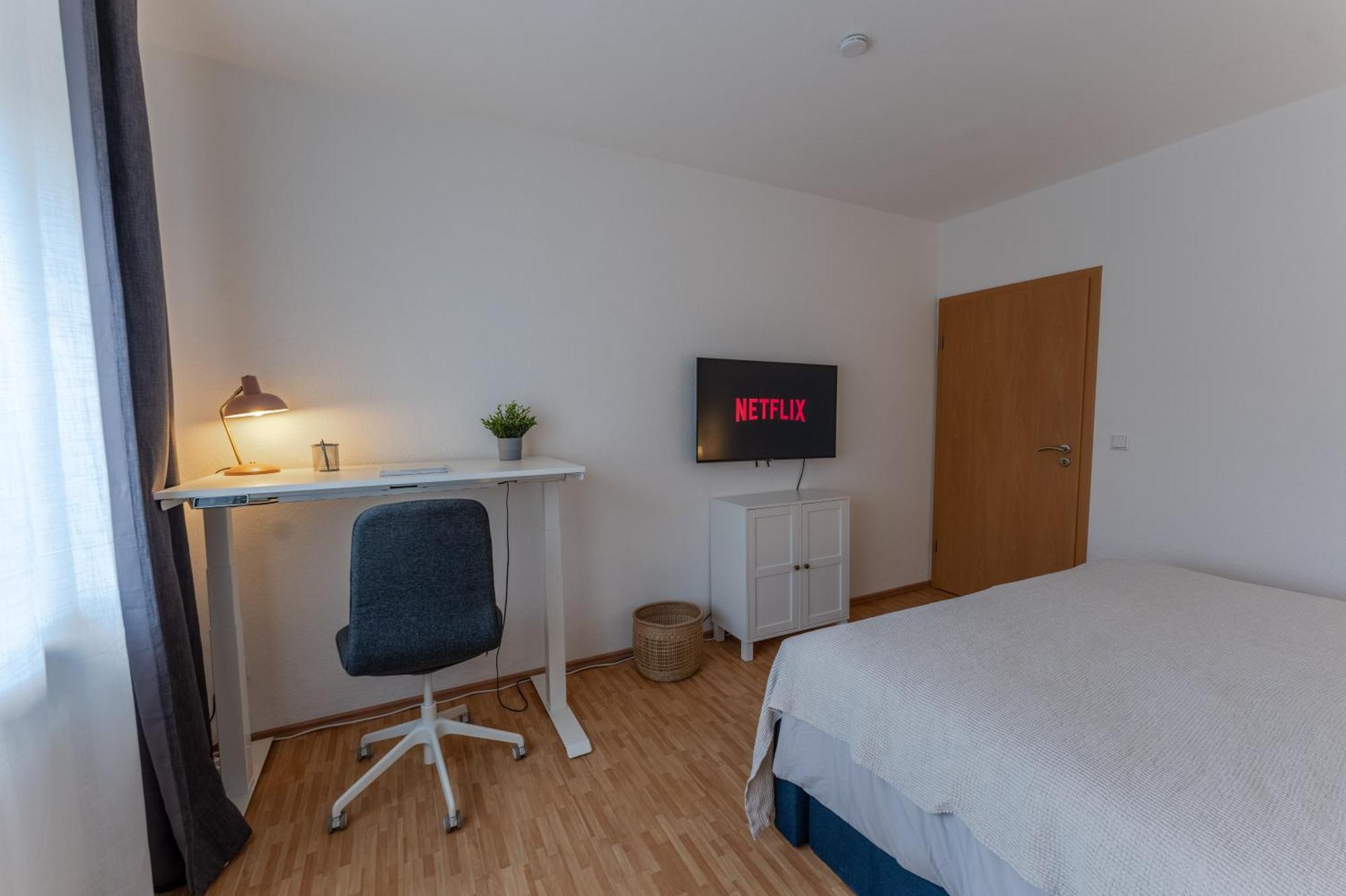 Stadtkern - Kingsize - 24H Check In - Arbeitsplatz - Nespresso - Vollausgestattet Essen Kültér fotó
